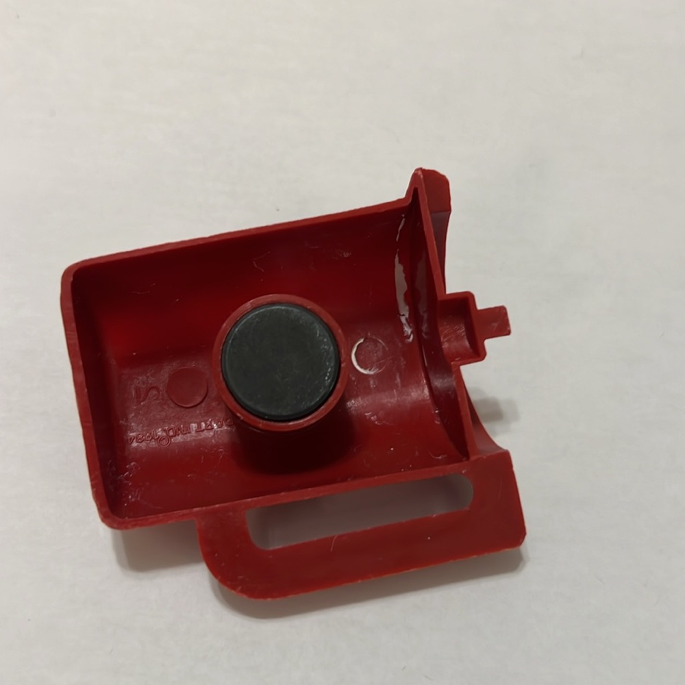 Tupperware Gallon Pitcher Magnet - Picture 2 of 3